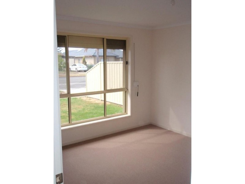 80 May Terrace, Ottoway SA 5013