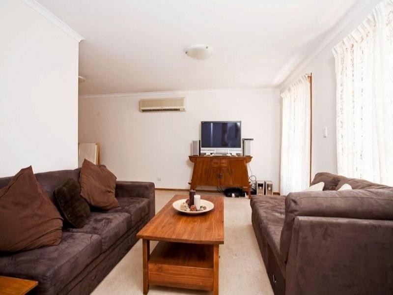 2 McDermott Place, Green Fields SA 5107
