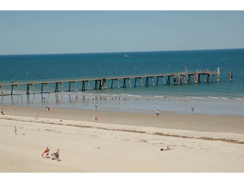 402/19 Holdfast Promenade, Glenelg SA 5045