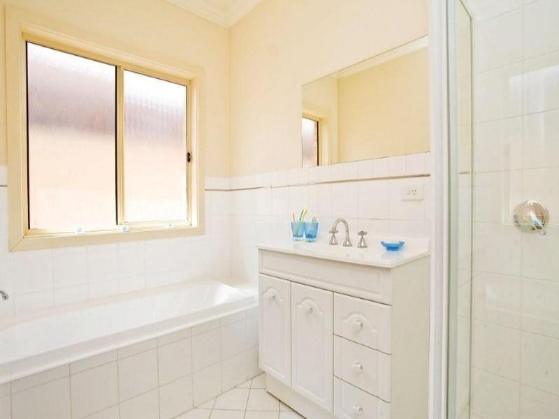 18a Farncomb Road, Fulham SA 5024