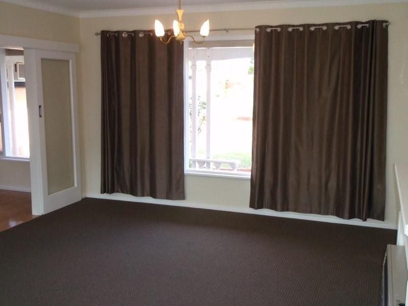 52 Riverside Drive, Fulham SA 5024