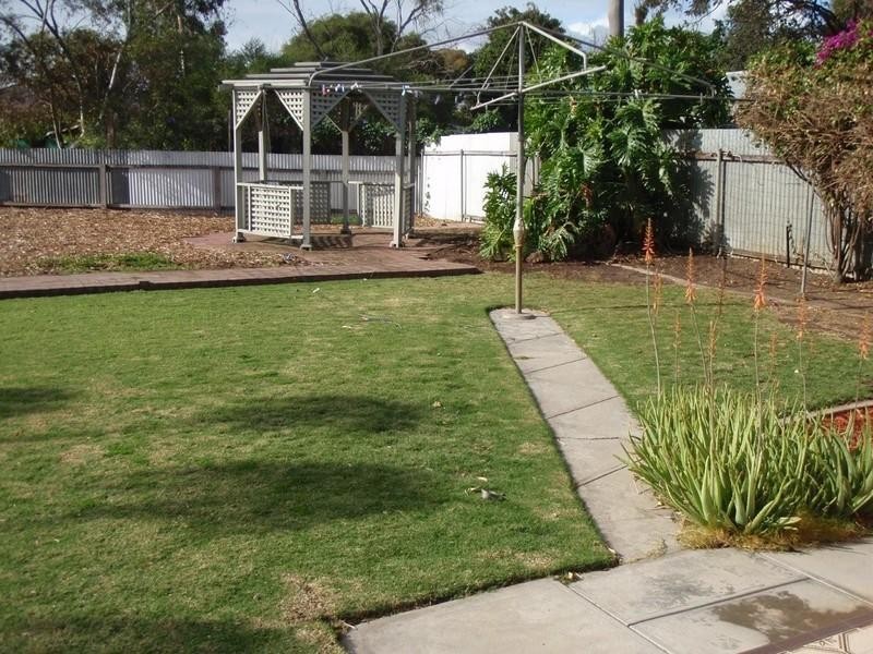 52 Riverside Drive, Fulham SA 5024