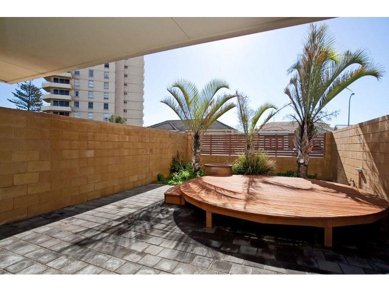 1/2 King Street, Glenelg North SA 5045