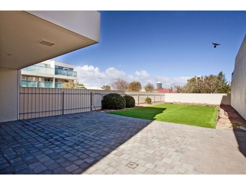 1/2 King Street, Glenelg North SA 5045