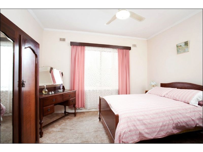 24 Coorilla Avenue, Glenelg North SA 5045