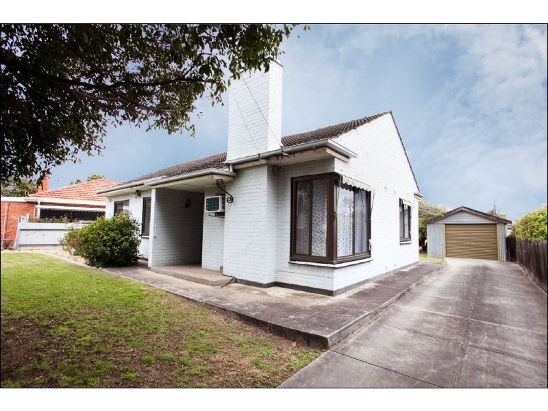 24 Coorilla Avenue, Glenelg North SA 5045