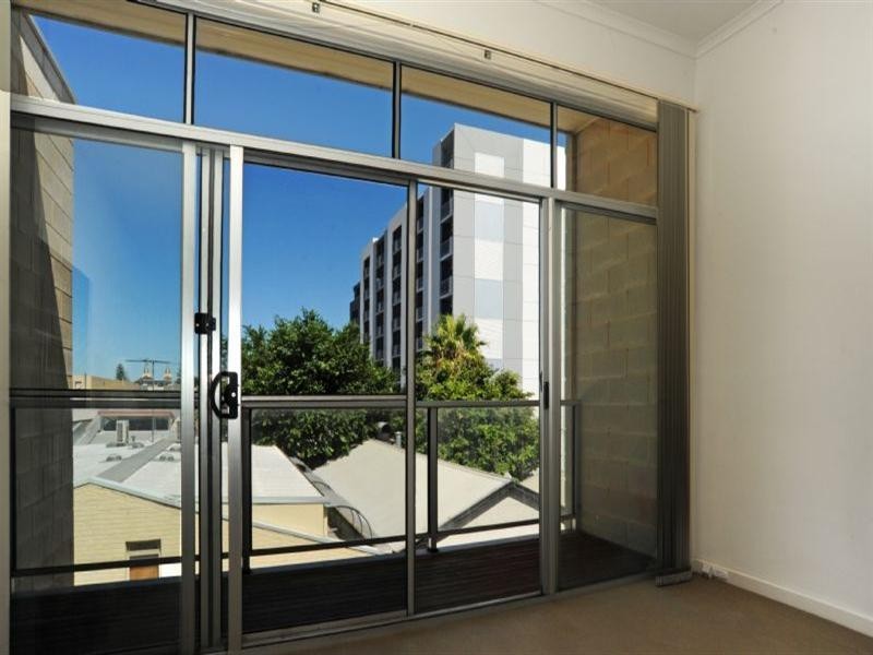 18 Queens Court, Adelaide SA 5000