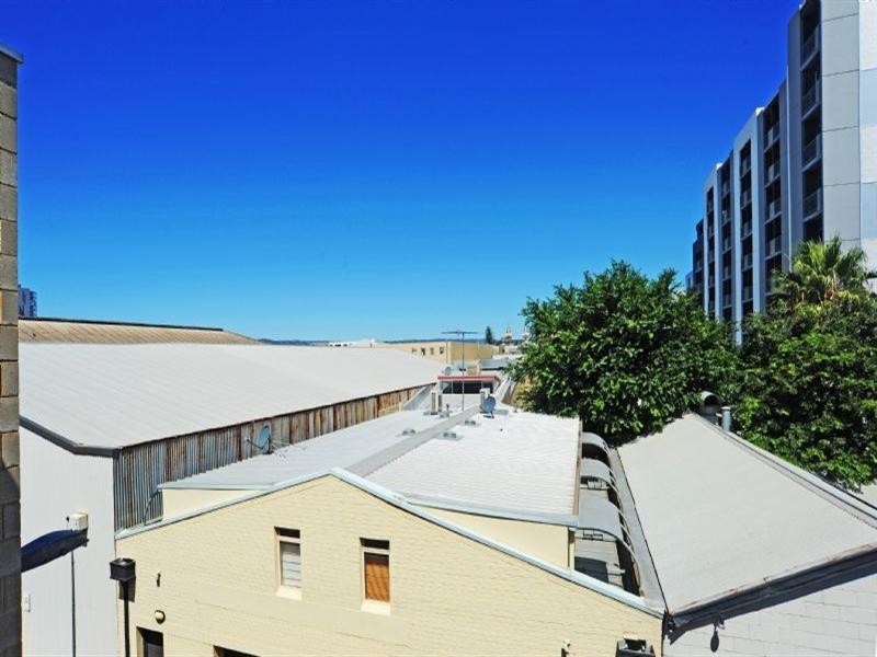 18 Queens Court, Adelaide SA 5000