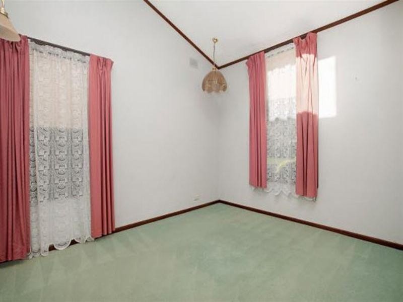 15 Amanda Drive, Surrey Downs SA 5126