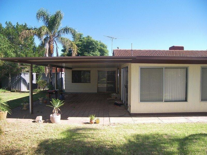 38 Todd Road, Para Hills SA 5096