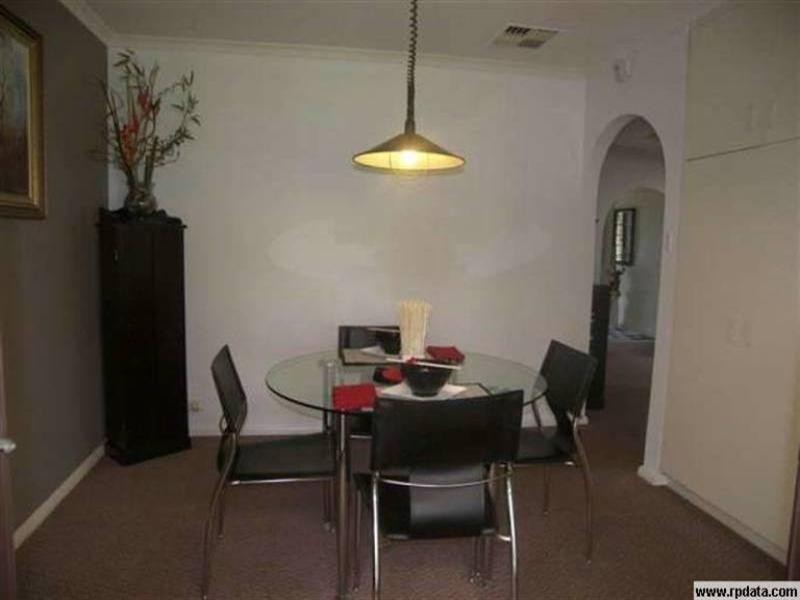 11 Caloundra Drive, Paralowie SA 5108