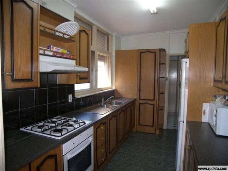 11 Harold Street, Para Hills SA 5096