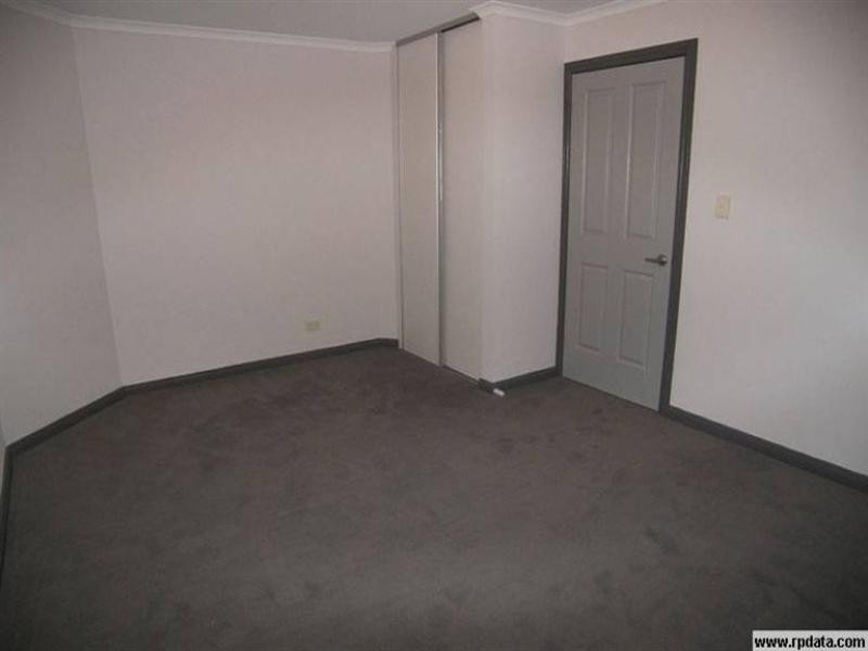 11 Kopoola Crescent, Gilles Plains SA 5086