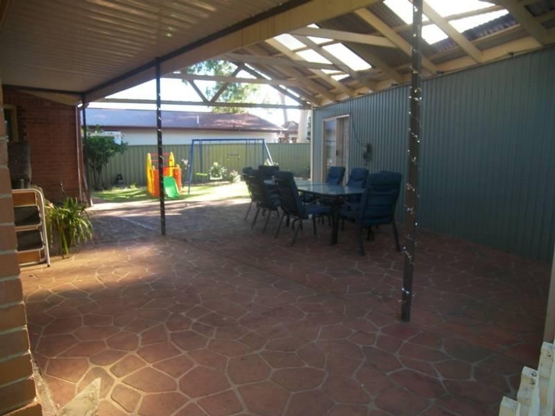 1 Nitschke Street, Elizabeth Grove SA 5112