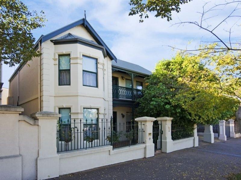 76 STRANGWAYS Terrace, North Adelaide SA 5006