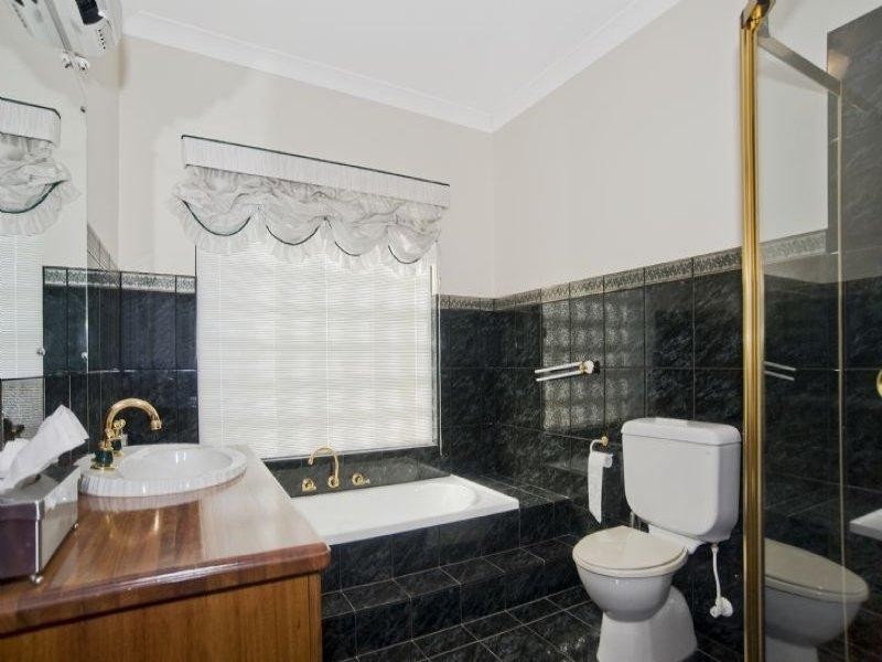 76 STRANGWAYS Terrace, North Adelaide SA 5006
