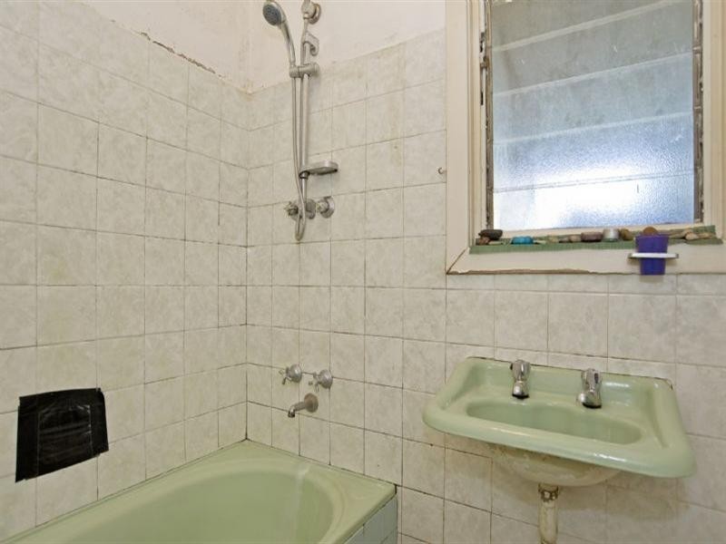 7 Wallace Street, Vale Park SA 5081