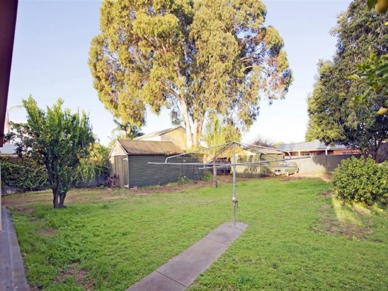 7 Wallace Street, Vale Park SA 5081