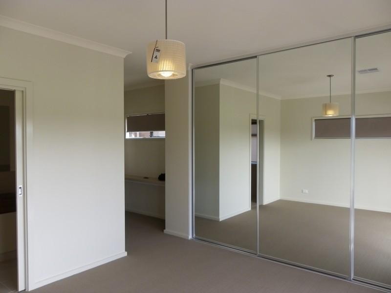 28 Sunset Crescent, Grange SA 5022