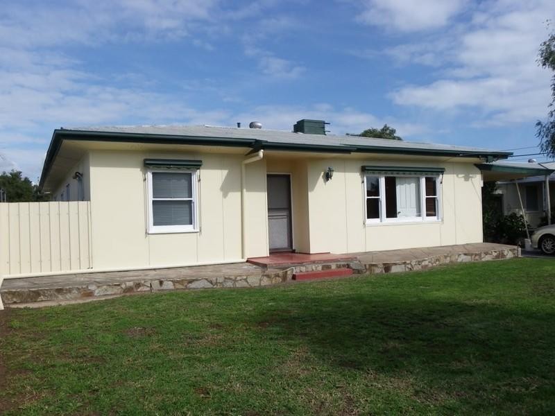 5 MORESHEAD Street, Greenacres SA 5086