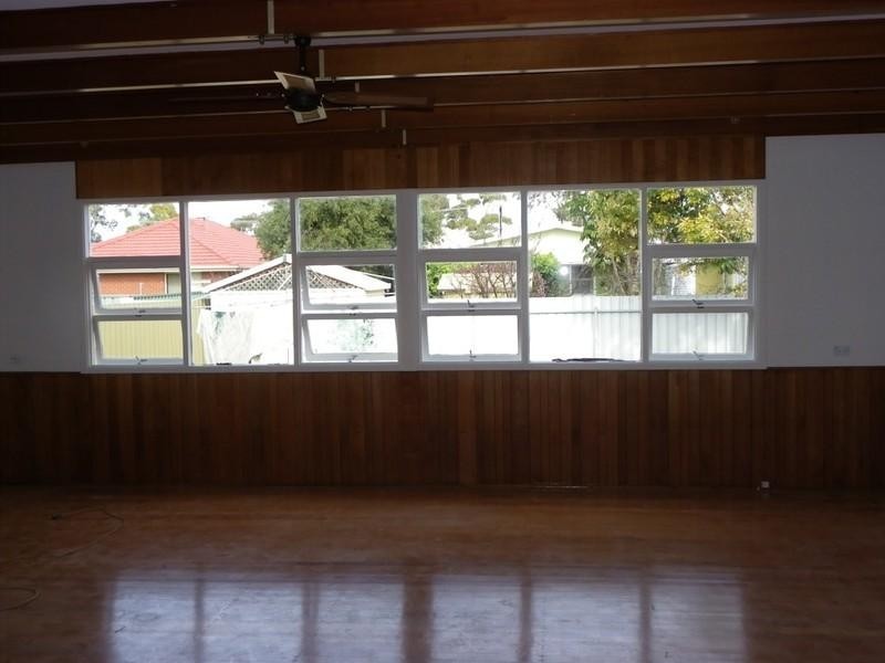 5 MORESHEAD Street, Greenacres SA 5086