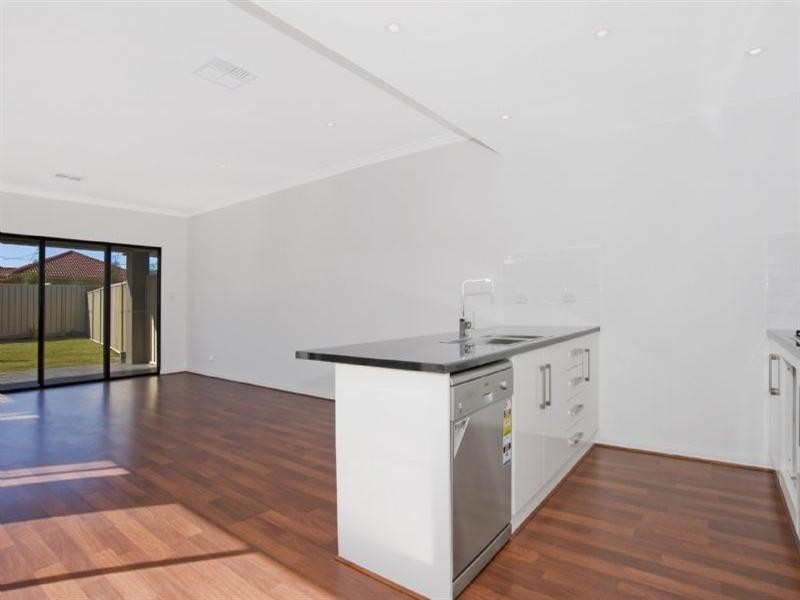 16 Bridgeford Street, Greenacres SA 5086