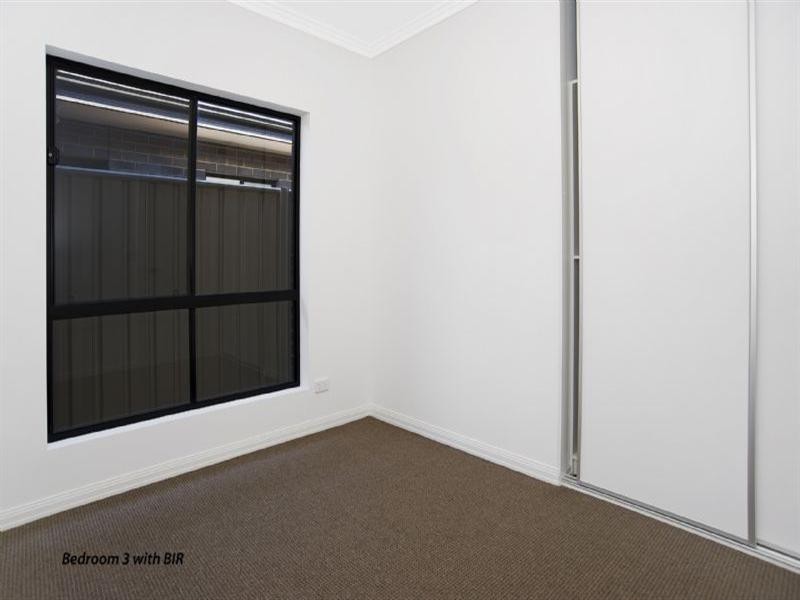 16 Bridgeford Street, Greenacres SA 5086