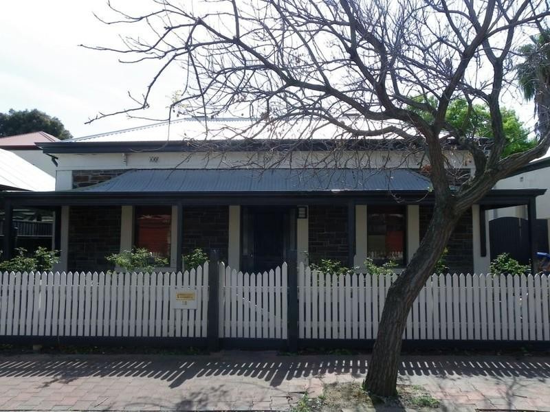 18 DUNKS Street, Parkside SA 5063
