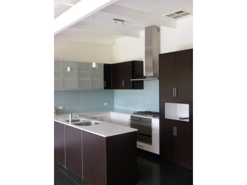 18 DUNKS Street, Parkside SA 5063