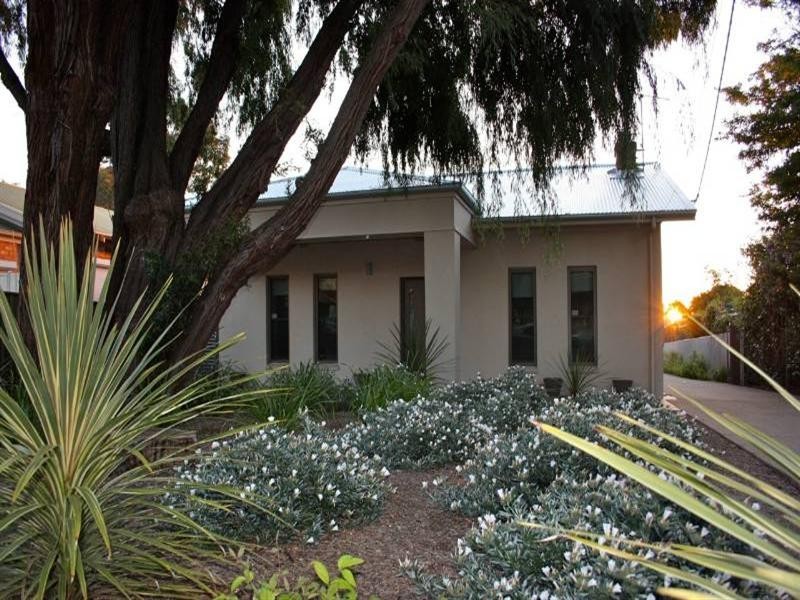4 Glenford Avenue, Myrtle Bank SA 5064