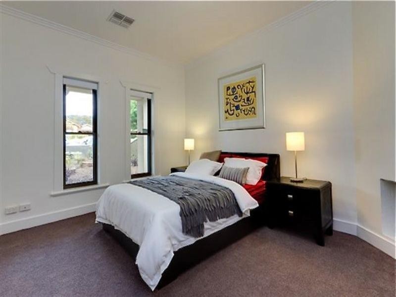 4 Glenford Avenue, Myrtle Bank SA 5064