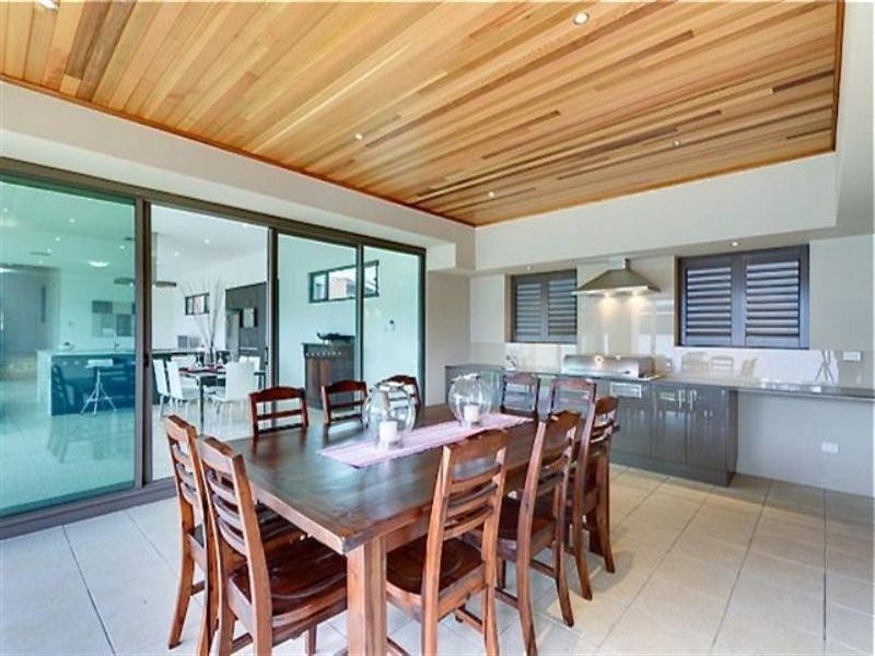 4 Glenford Avenue, Myrtle Bank SA 5064