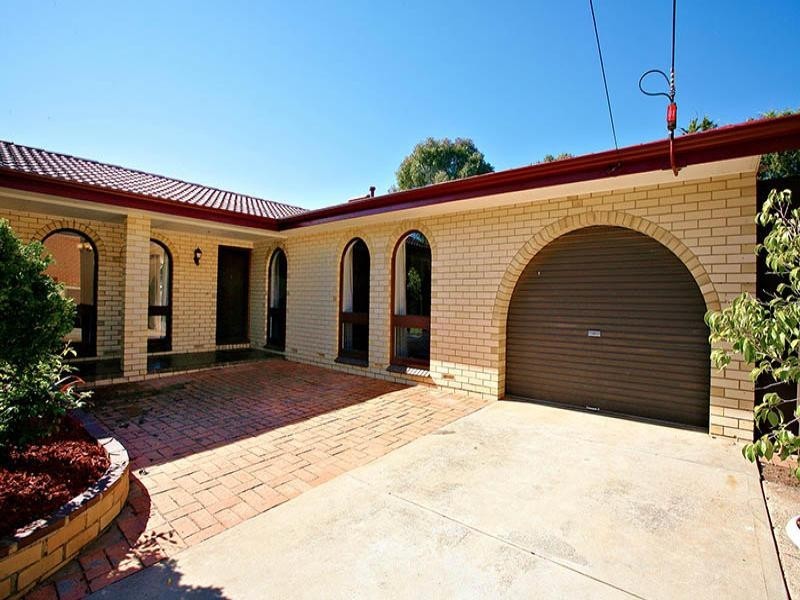 40 Haseldene Drive, Christie Downs SA 5164