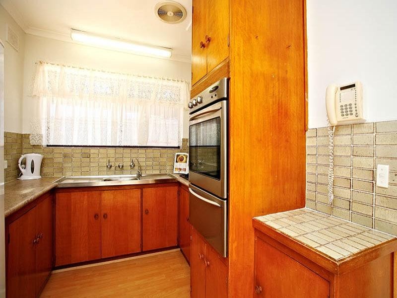 40 Haseldene Drive, Christie Downs SA 5164