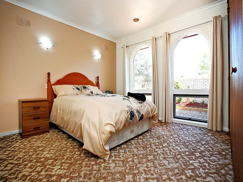 40 Haseldene Drive, Christie Downs SA 5164