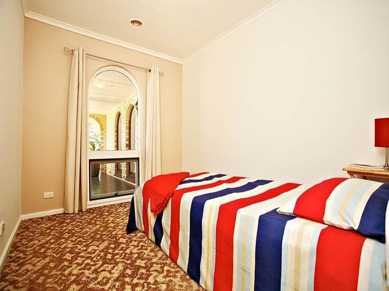 40 Haseldene Drive, Christie Downs SA 5164