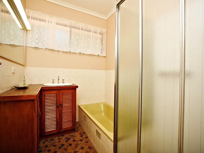 40 Haseldene Drive, Christie Downs SA 5164