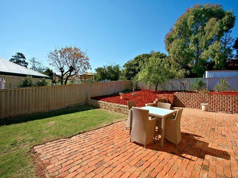 40 Haseldene Drive, Christie Downs SA 5164