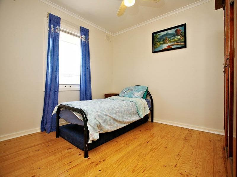 6 Charles Street, Christie Downs SA 5164