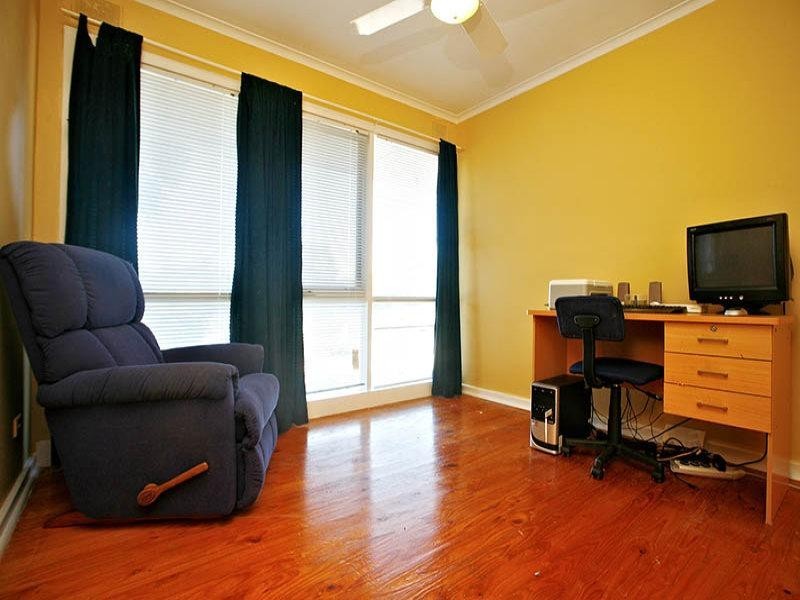 6 Charles Street, Christie Downs SA 5164