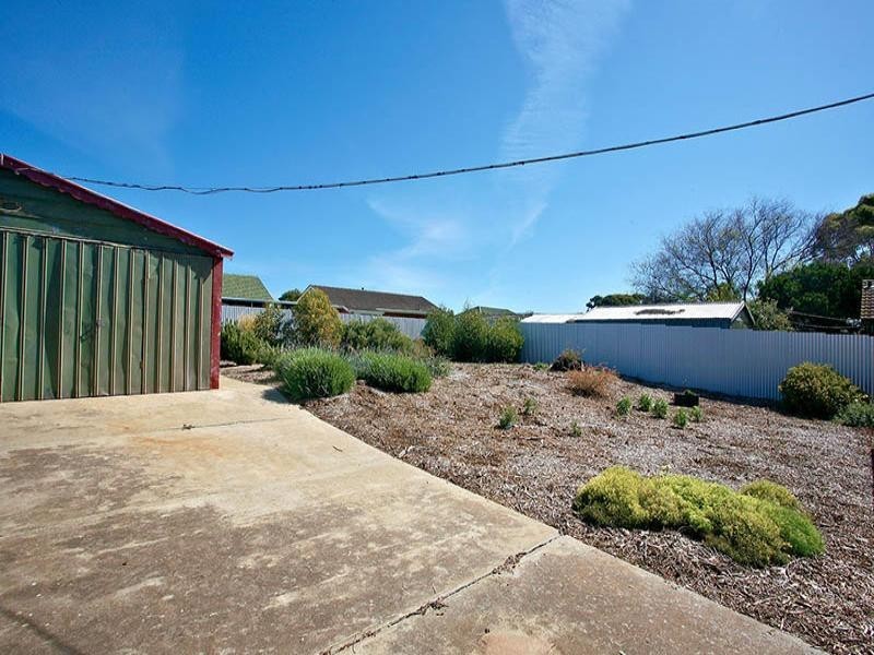 6 Charles Street, Christie Downs SA 5164