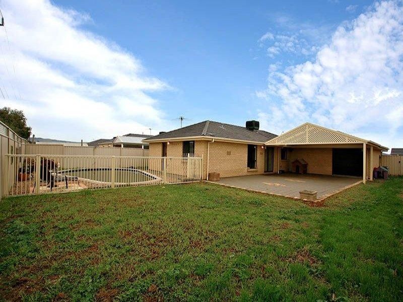 31 Cockle Avenue, Aldinga Beach SA 5173
