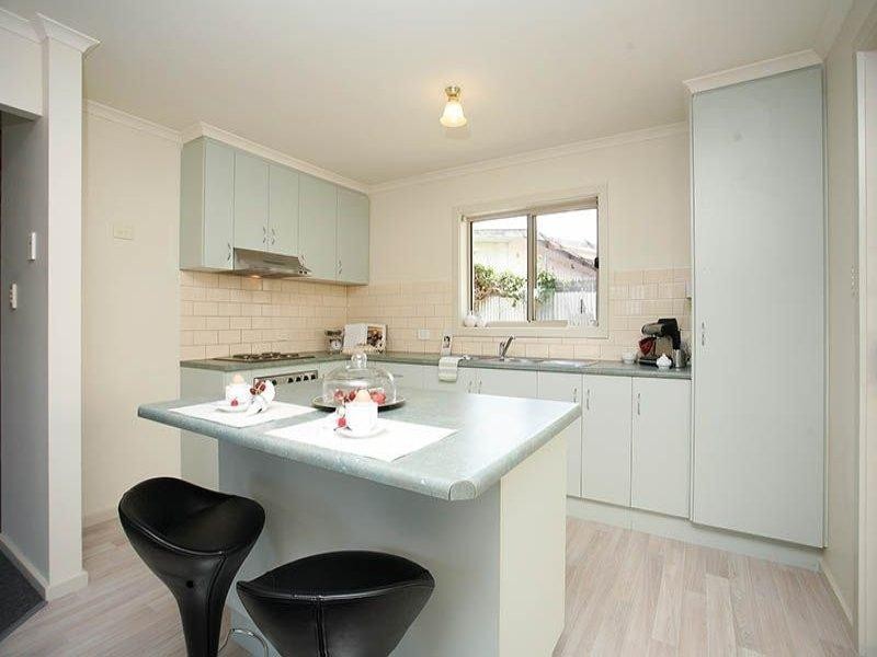 8 Sydney Crescent, Christies Beach SA 5165