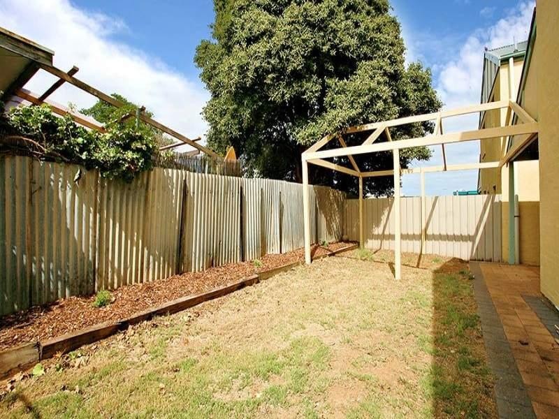 8 Sydney Crescent, Christies Beach SA 5165