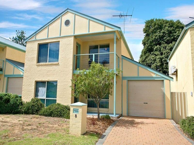 8 Sydney Crescent, Christies Beach SA 5165