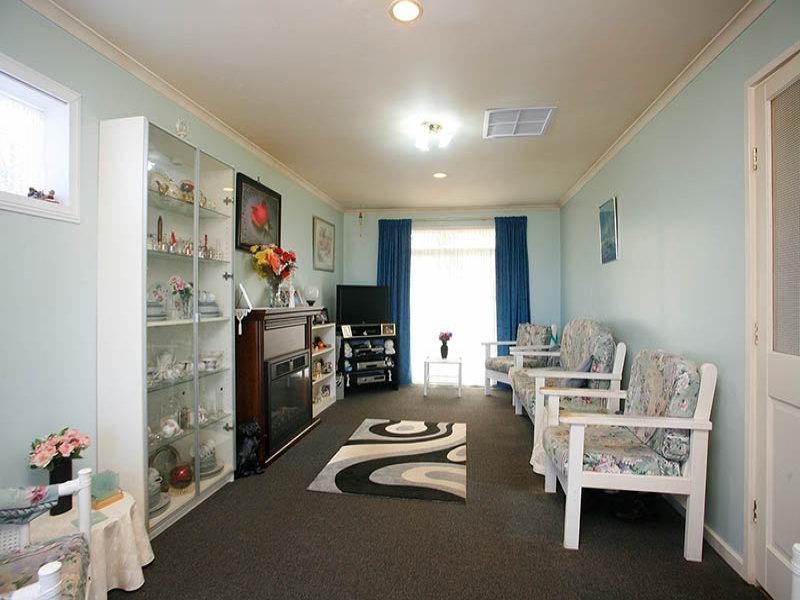 5 Narvik Crescent, Hackham West SA 5163