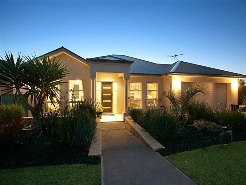 9 Stuart Court, Hallett Cove SA 5158