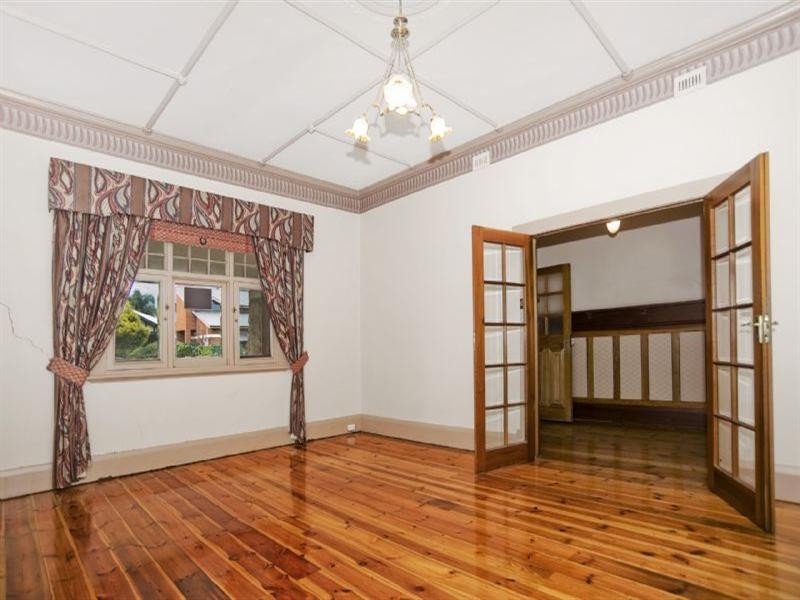 6 Ashford Road, Keswick SA 5035