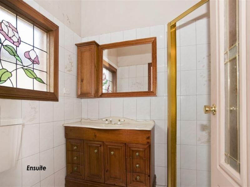 6 Ashford Road, Keswick SA 5035