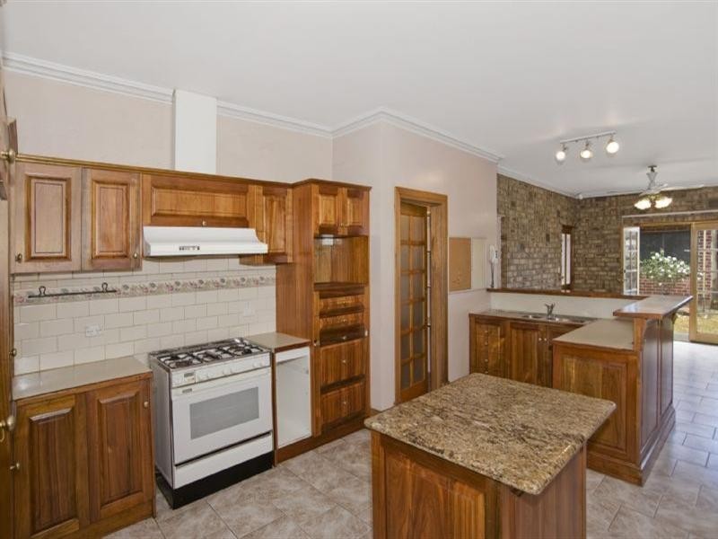 6 Ashford Road, Keswick SA 5035